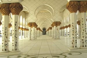 Von Dubai aus: Abu Dhabi Stadtführung mit Louvre Museum