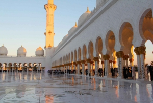 Au départ de Dubaï : Visite d'Abu Dhabi avec Mosquée et Palais des Émirats