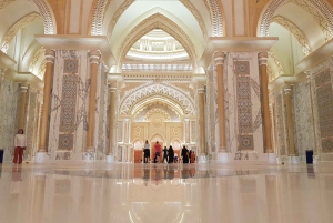 Au départ de Dubaï : Excursion d'une journée à Abu Dhabi avec Qasr al Watan