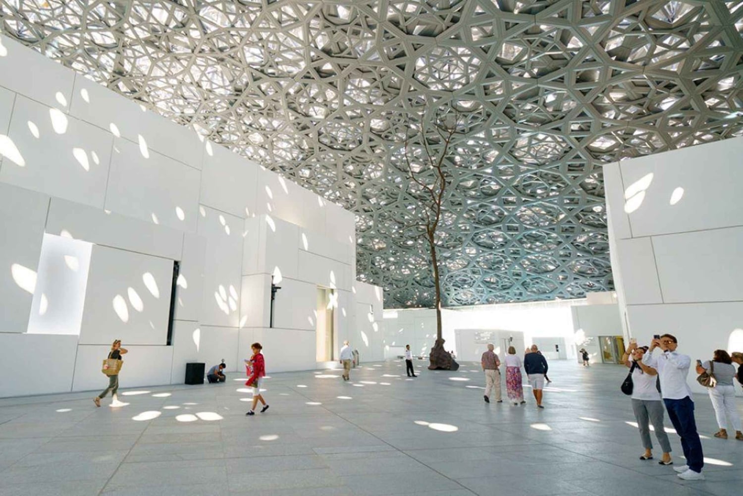 Fra Dubai: Besøk Abu Dhabi Grand Mosque og temapark (valgfritt)