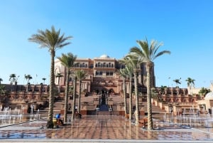 Fra Dubai: Besøk Abu Dhabi Grand Mosque og temapark (valgfritt)