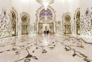 Vanuit Dubai: Abu Dhabi Sheikh Zayed Moskee en Qasr Al Watan