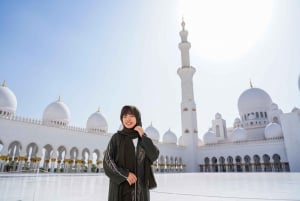 Fra Dubai: Abu Dhabi Sjeik Zayed-moskeen og Qasr Al Watan