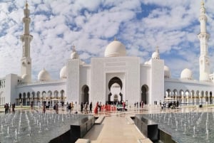 Abu Dhabi: tour di gruppo di 1 giorno da Dubai con pranzo