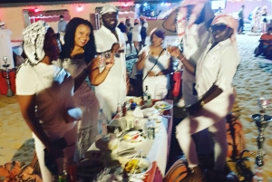 Vanuit Dubai: Woestijnsafari, BBQ, Quad rijden, Shisha & drankjes