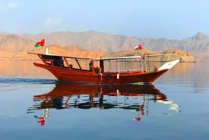 Von Dubai aus: Musandam Khasab Tour mit Bootsfahrt und Safari