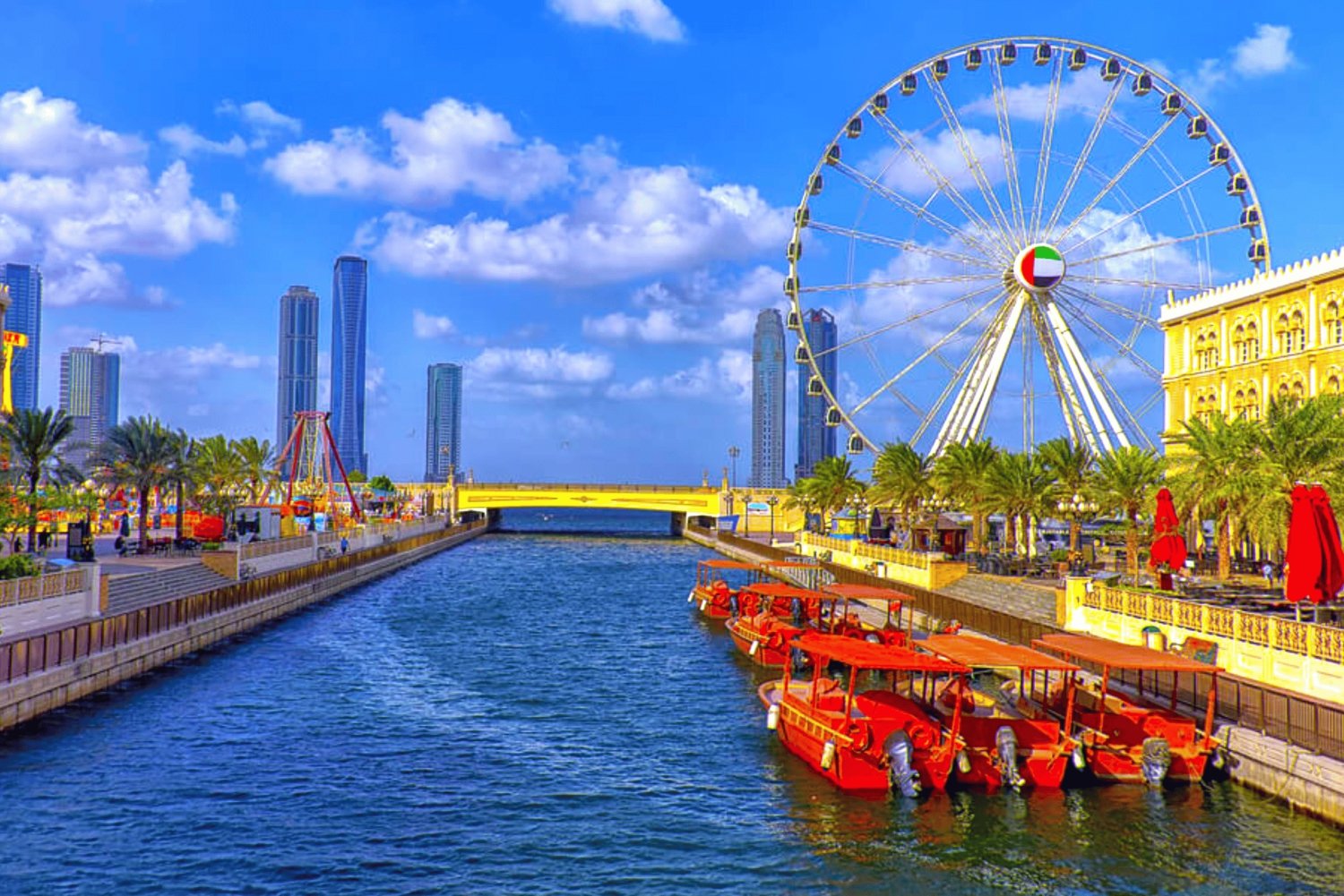 From Dubai: Sharjah City Tour, Gold Souk, Old Markets & More