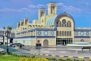Z Dubaju: Zwiedzanie miasta Sharjah, targ złota, stare rynki i nie tylko