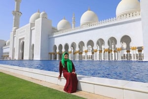 Dubai: Sheikh Zayed Mosque & Ferrari World Entry w/ Transfer