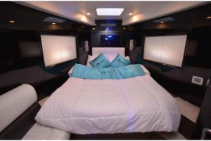 Gallivant 60ft Luxury Yacht