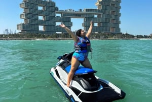 Dubai: Erlebe Jetski zum Burj Al Arab + Fotos & Videos