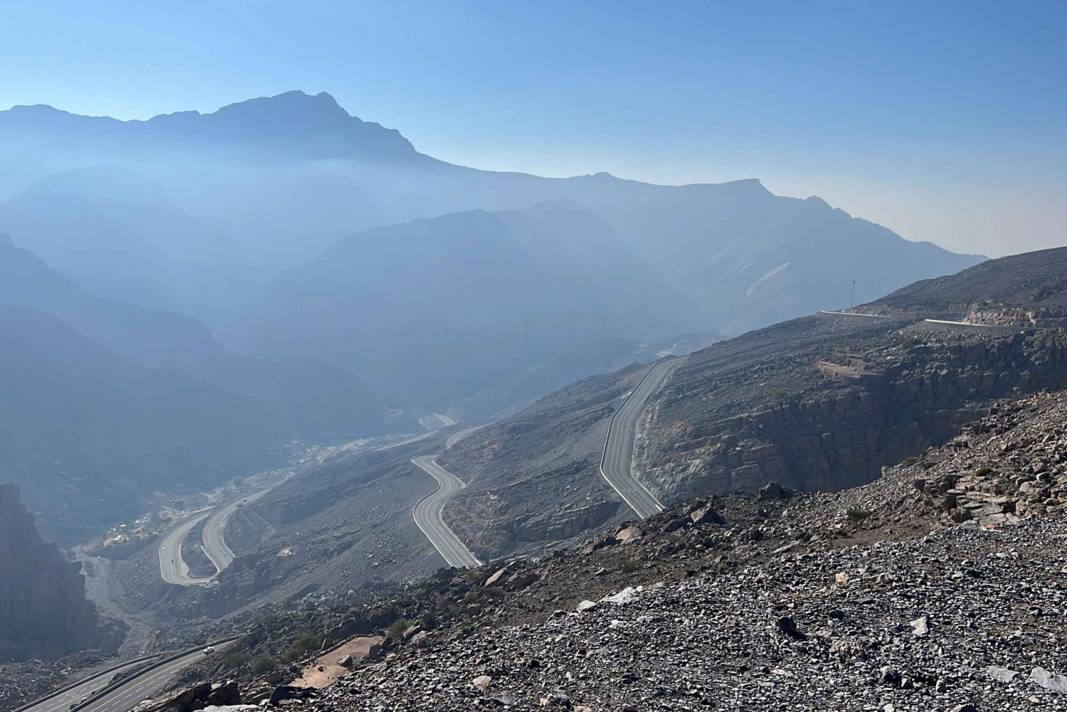 Tour panoramico di alta montagna di Jabel Jais con trasferimenti