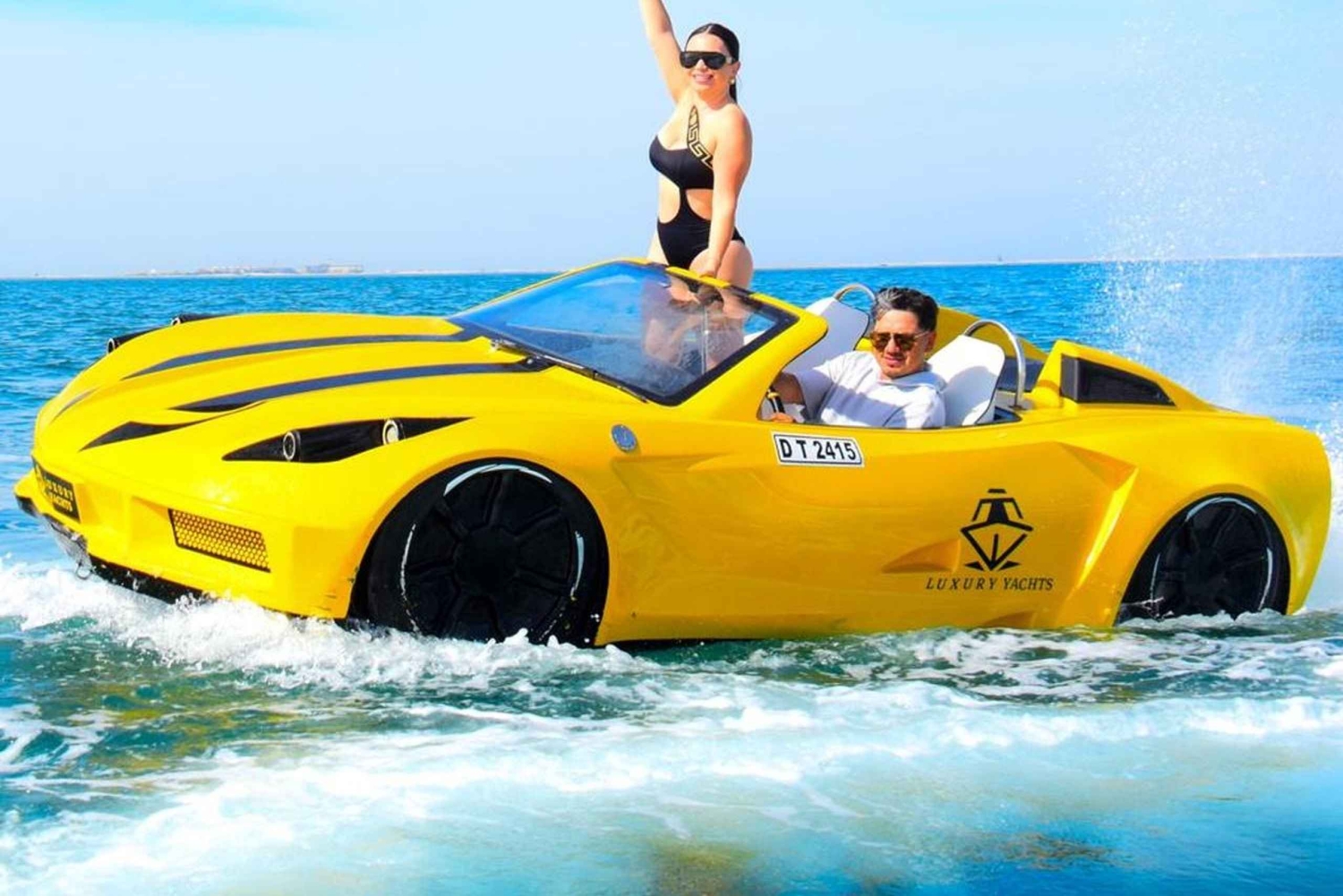 Experiência Jet Car com vistas icónicas do Burj Al Arab no Dubai