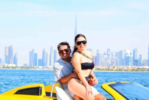 Experiência Jet Car com vistas icónicas do Burj Al Arab no Dubai