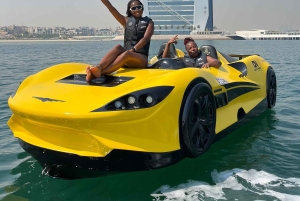 Experiência Jet Car com vistas icónicas do Burj Al Arab no Dubai