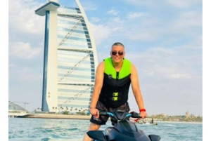 Jet Ski Tour of Dubai: Burj Al Arab 30 Min