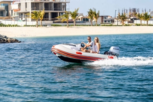 Jumeirah: Self Drive Boat Watersports Trip in Dubai