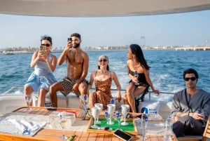 Luxury Dubai Marina Yacht Cruise with Meals & Drinks