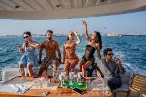 Luxury Dubai Marina Yacht Cruise with Meals & Drinks