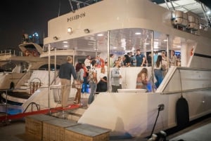 Luxury Dubai Marina Yacht Cruise with Meals & Drinks