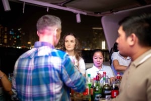 Luxury Dubai Marina Yacht Cruise with Meals & Drinks
