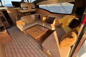 豪華プライベートヨットツアー体験（ソフトドリンク付） 52ft