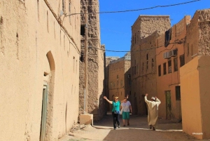 Muscat: Tagestour mit omanischem Mittagessen, Abholung vom Hotel und Flugticket