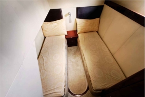 Silvester 50ft Private Yacht Rental Experience