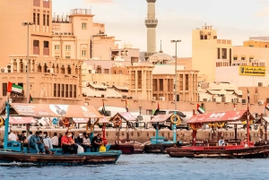 Vanhan Dubain kulttuuriperintökierros, Abra-kyyti, kultasoukit ja maistelu