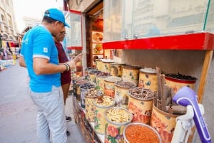 Old Dubai Historic Guided Tour: Creek, Street Food & Souks