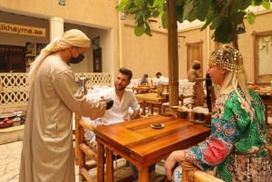 Old Dubai Historic Guided Tour: Creek, Street Food & Souks