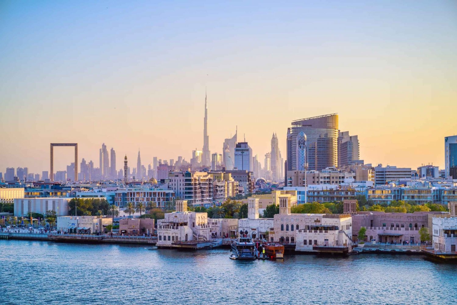 Dubai antiga: Excursão a pé com passeio de barco, souks e museus