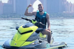 Palm Jumeirah: tour guidato in moto d'acqua di 1 ora e mezza