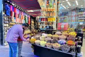 Prywatna wycieczka kulinarna - 12 degustacji z lokalnymi mieszkańcami