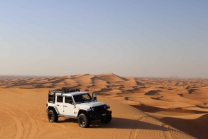 Dubai Private Morning Jeep Wrangler Desert & Sandboarding
