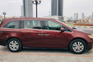 Dubai: Yksityinen 1-vuorokautinen kuljetus Dubai Airport (DXB) lentokentältä / -lle