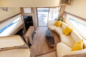 Location d'un yacht privé pour une croisière depuis la marina de Dubaï