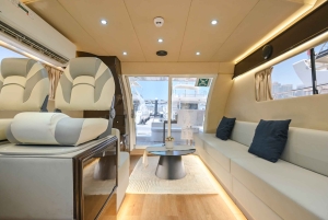 Privétour met jacht met uitzicht op de jachthaven, JBR, Atlantis en Palm