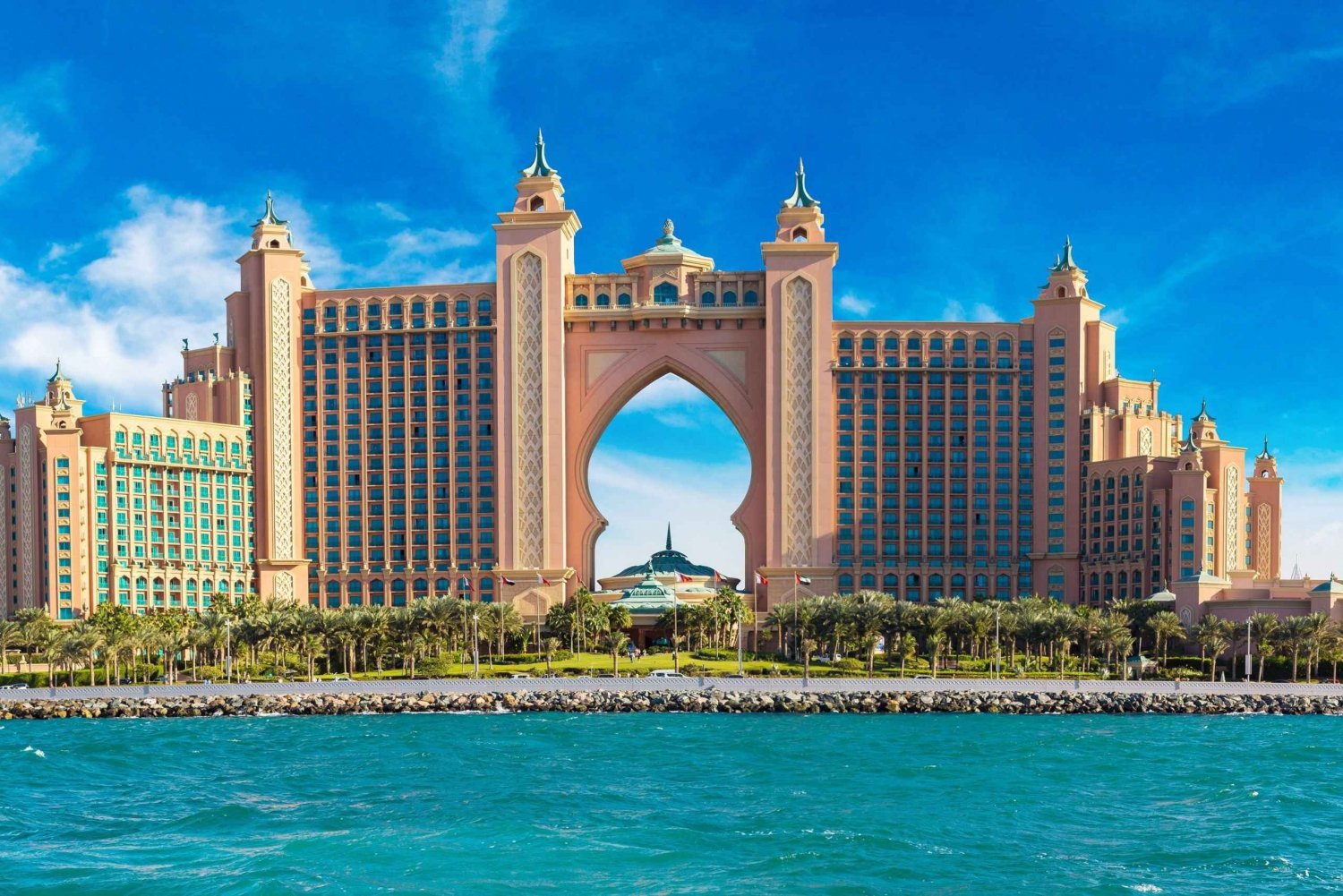 Ras Al Khaimah: Dubai Private Day Trip with Hotel Pickup
