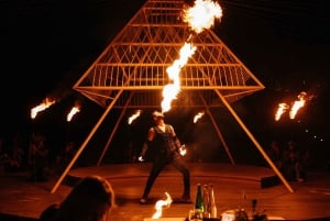 Ras Al Khaimah : coucher de soleil, dîner, spectacles dans la réserve naturelle d'Al Wadi