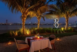 Dubai: Romantic Beach Dinner for 2 with Skyline Views