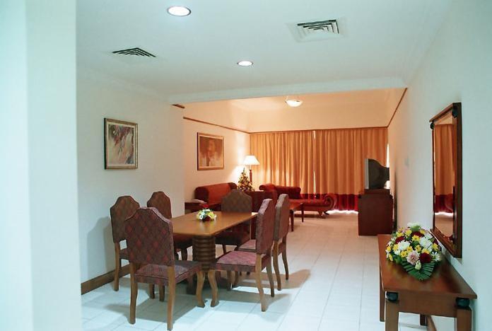 Savoy Crest Hotel Apartments