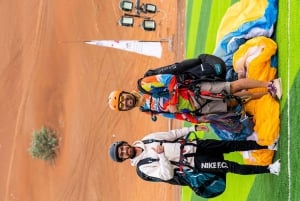 Sharjah: Tandem Paragliding Experience