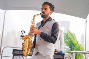 Dubai: Sunseeker Superyacht VIP Dinner, Drinks & Live DJ