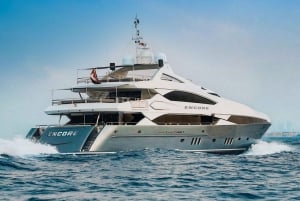 Dubai: Sunseeker Superyacht VIP Dinner, Drinks & Live DJ