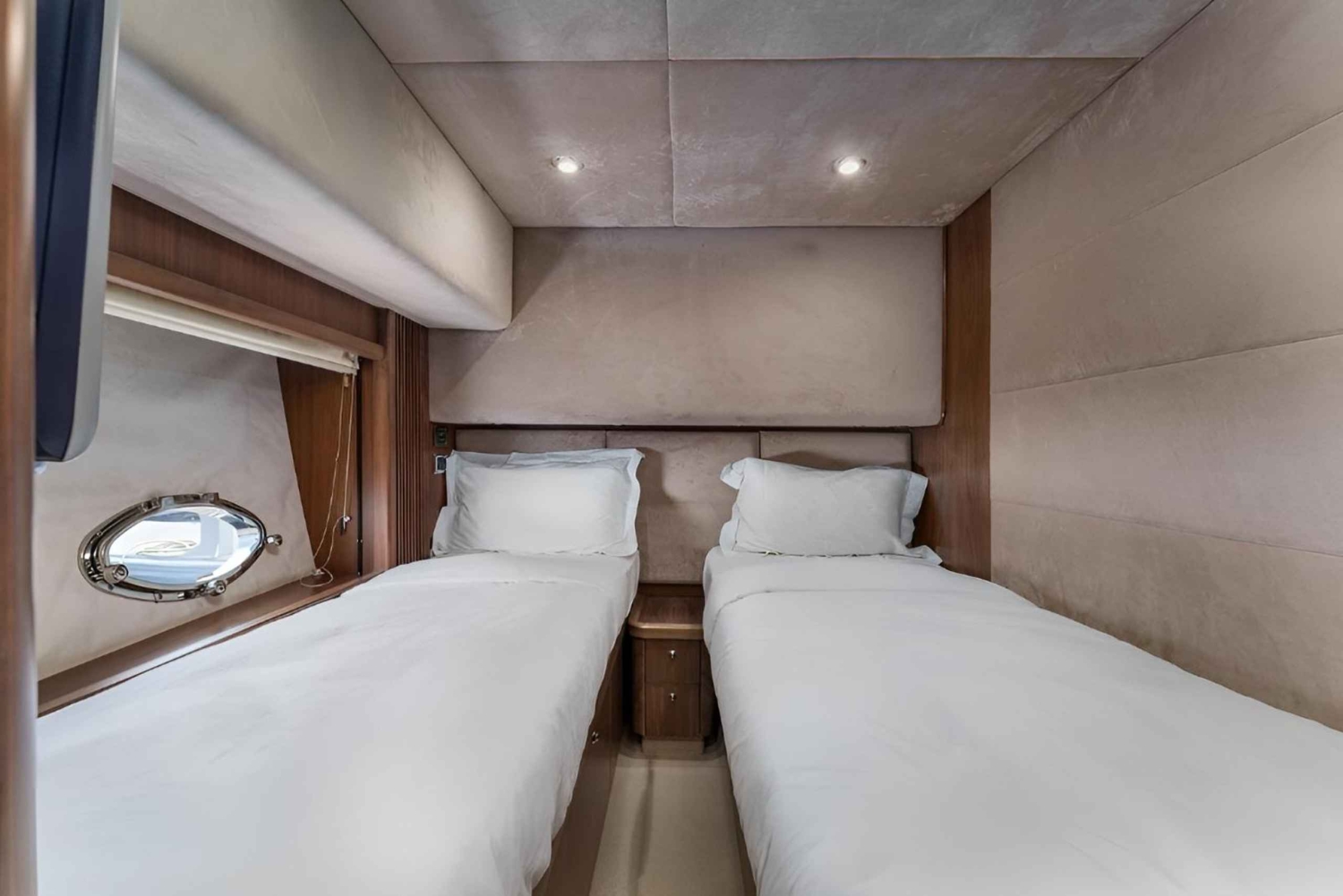 Ultra luxo 2 horas Privado Iate Sunseeker de 84 pés