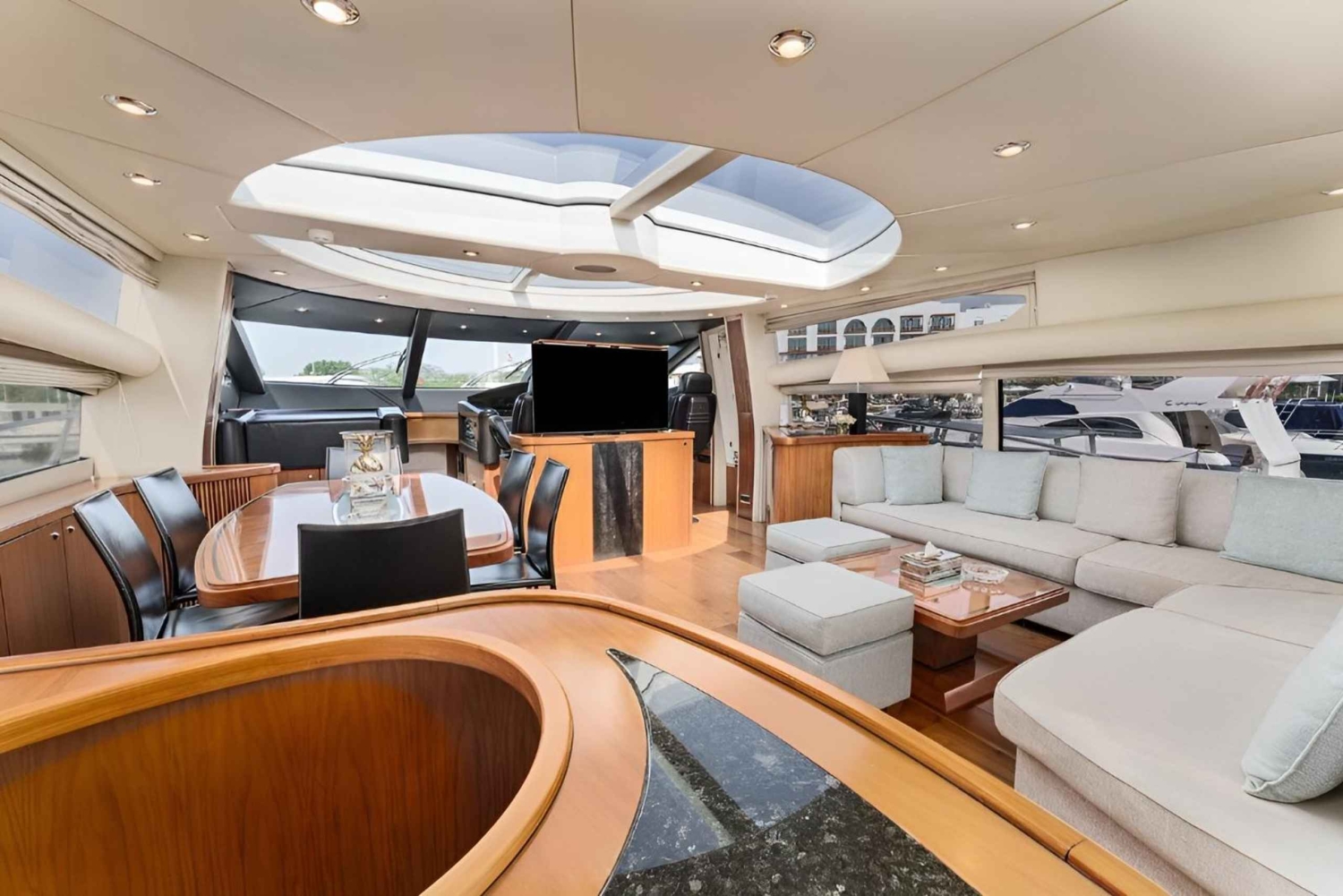 Ultra luxo 2 horas Privado Iate Sunseeker de 84 pés
