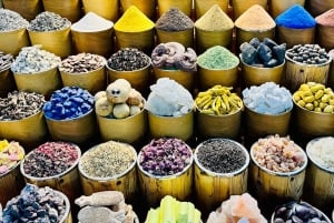 フランス人ガイドによる歴史的なドバイのウォーキング ツアー