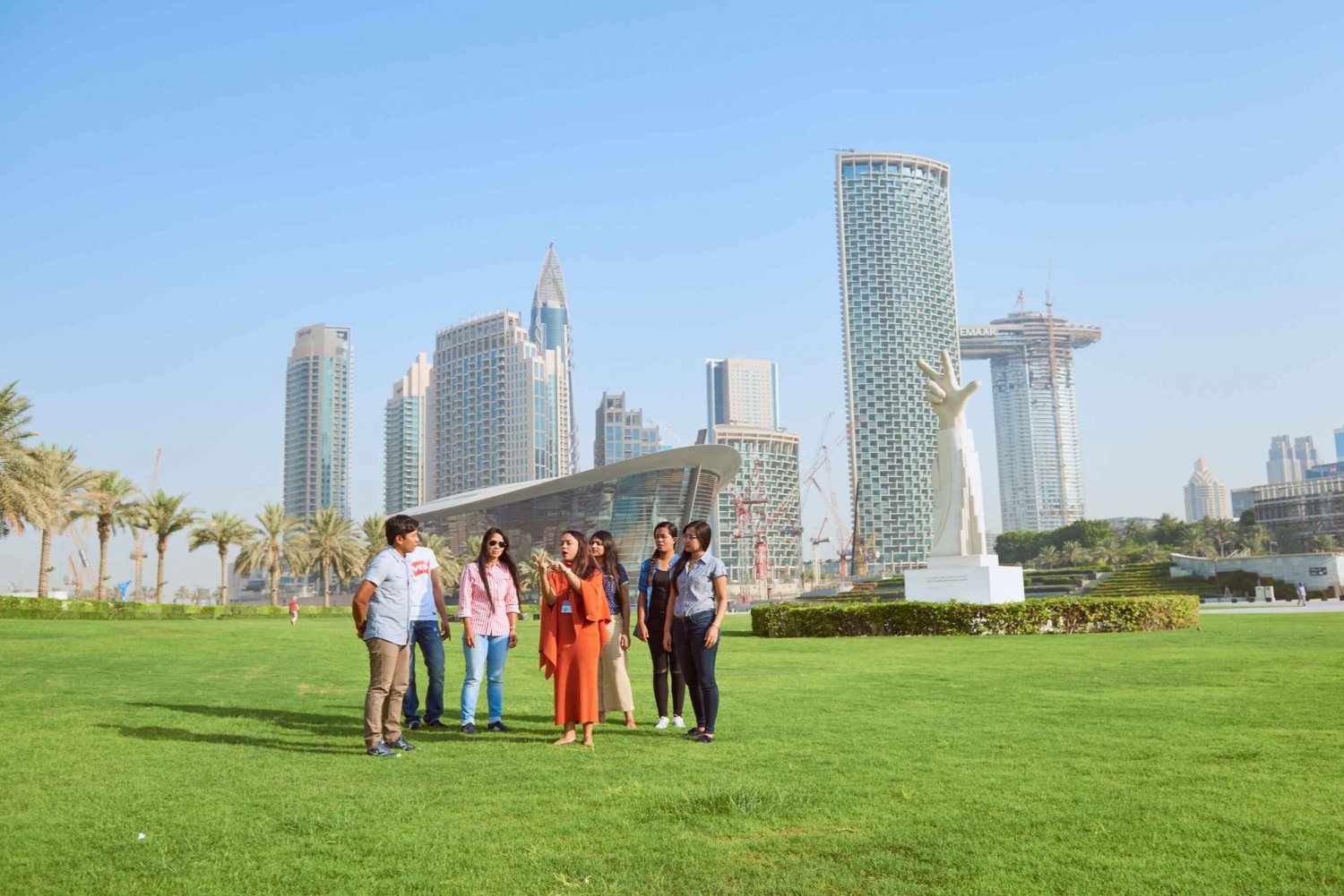 Wings of Dubai: Downtown Dubai Art & Architecture Tour