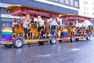 Belfast: Visita o centro da cidade de bicicleta com cerveja